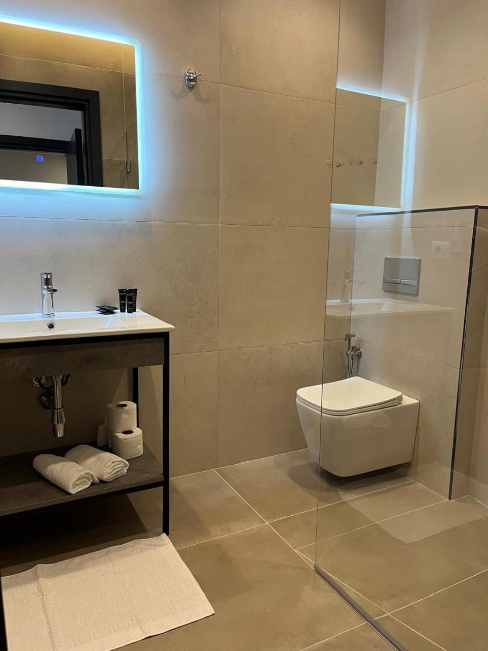 North Alb Hotel Σκόδρα Εξωτερικό φωτογραφία